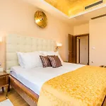 Aparthotel Villas Arbia