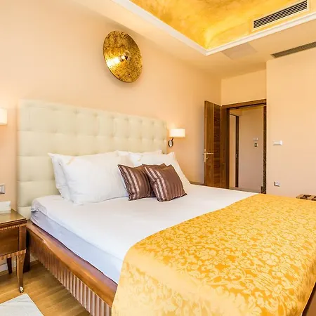 Hotel apartamentowy Arbia