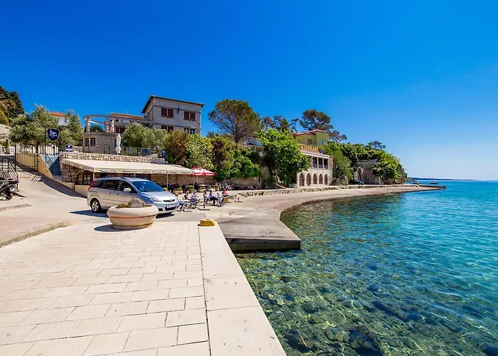 Arbia 아파트호텔